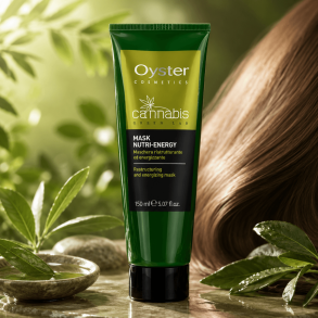 Genopbyggende h�r maske fra Cannabis Green Lab. Indeholder 250 ml.